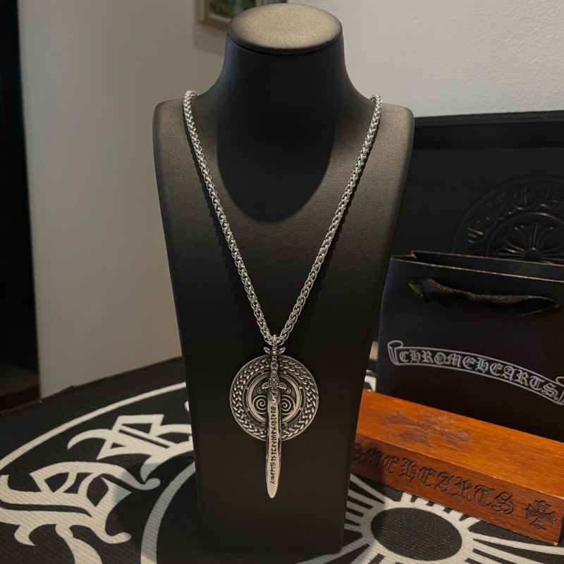Ch*0me He**ts necklaces